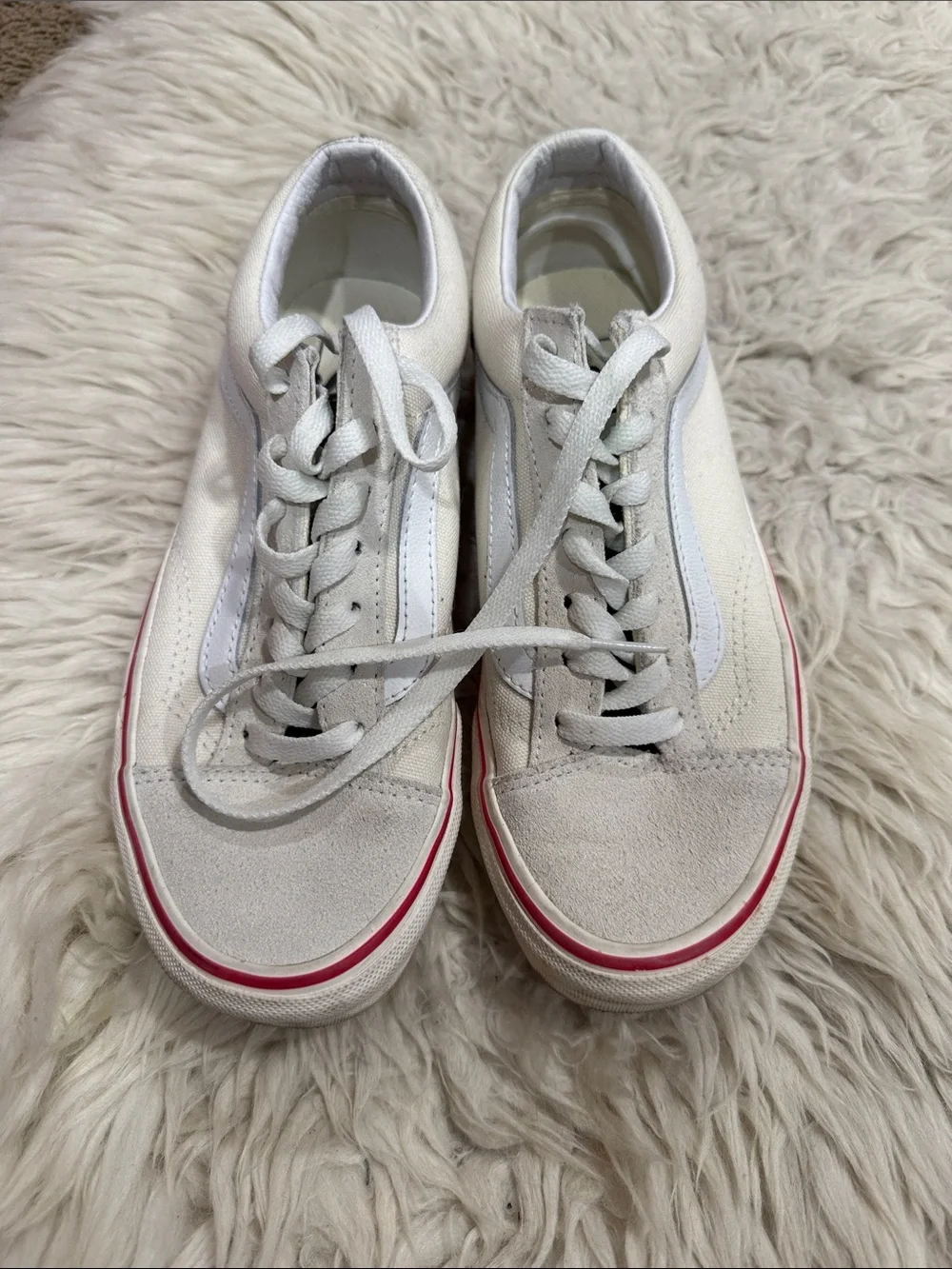 Vans 